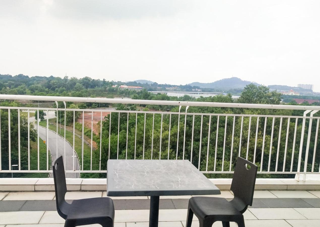 Gloria Swiss Apartment Melaka Ayer Keroh Rum bild